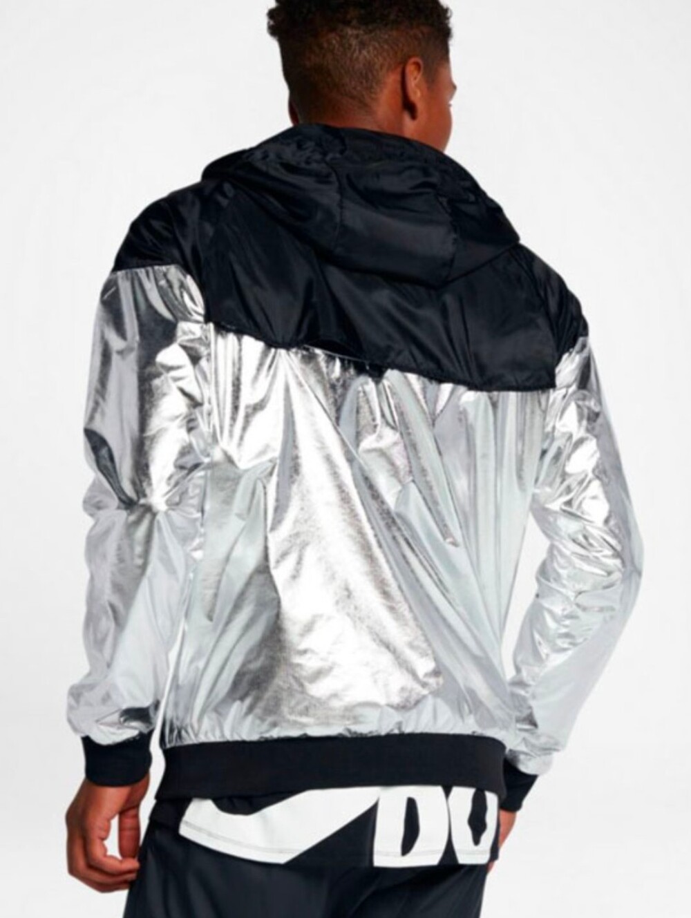 Nike Metallic Windrunner Jacket Size XXL Chrome & Black Reflective - Picture 3 of 14